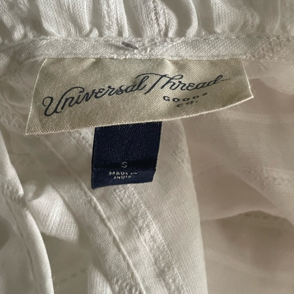 Universal Thread White Short Sleeve Blouse SZ-S - Picture 4 of 5